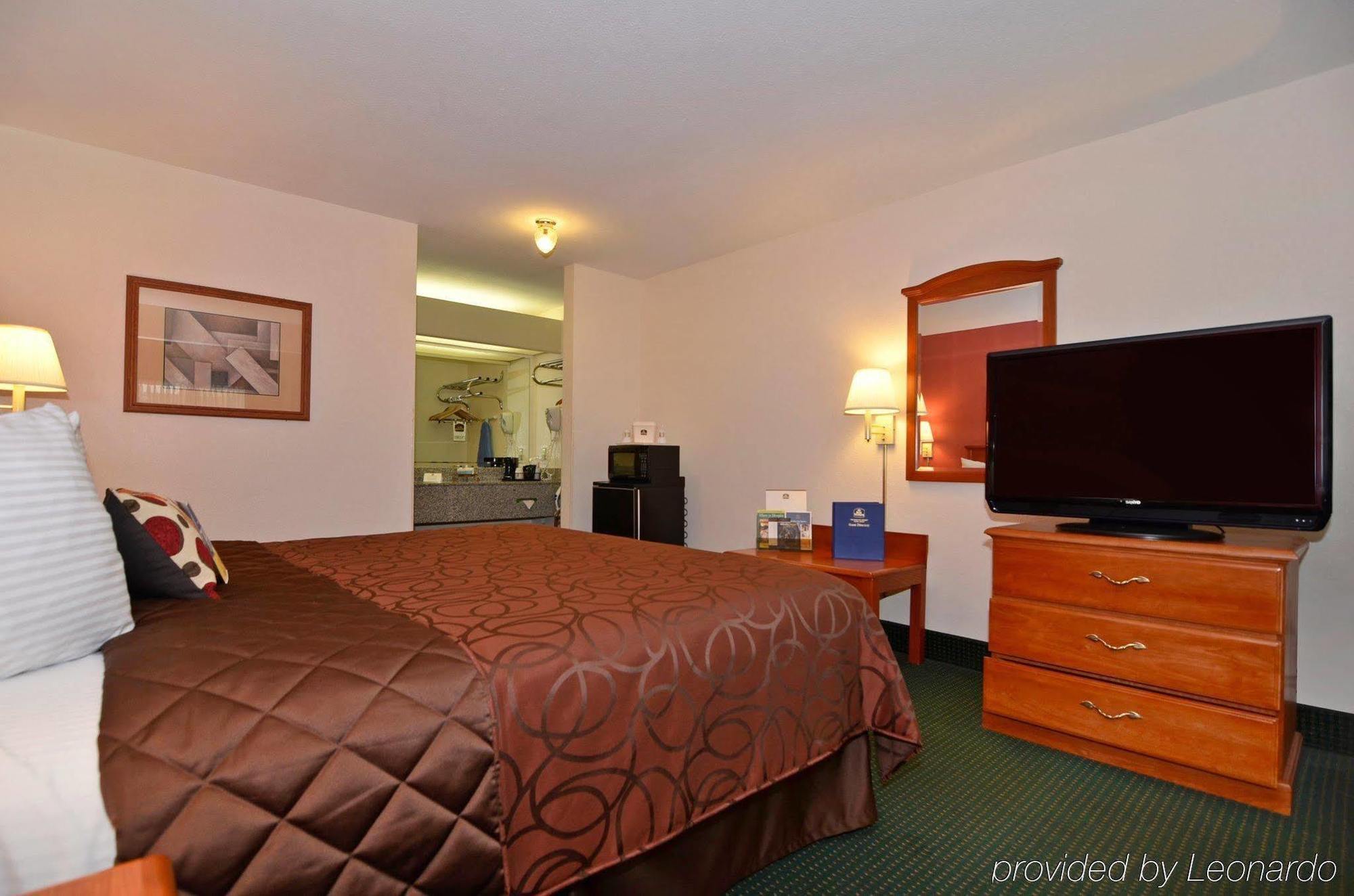 Econo Lodge Inn & Suites Memphis Værelse billede