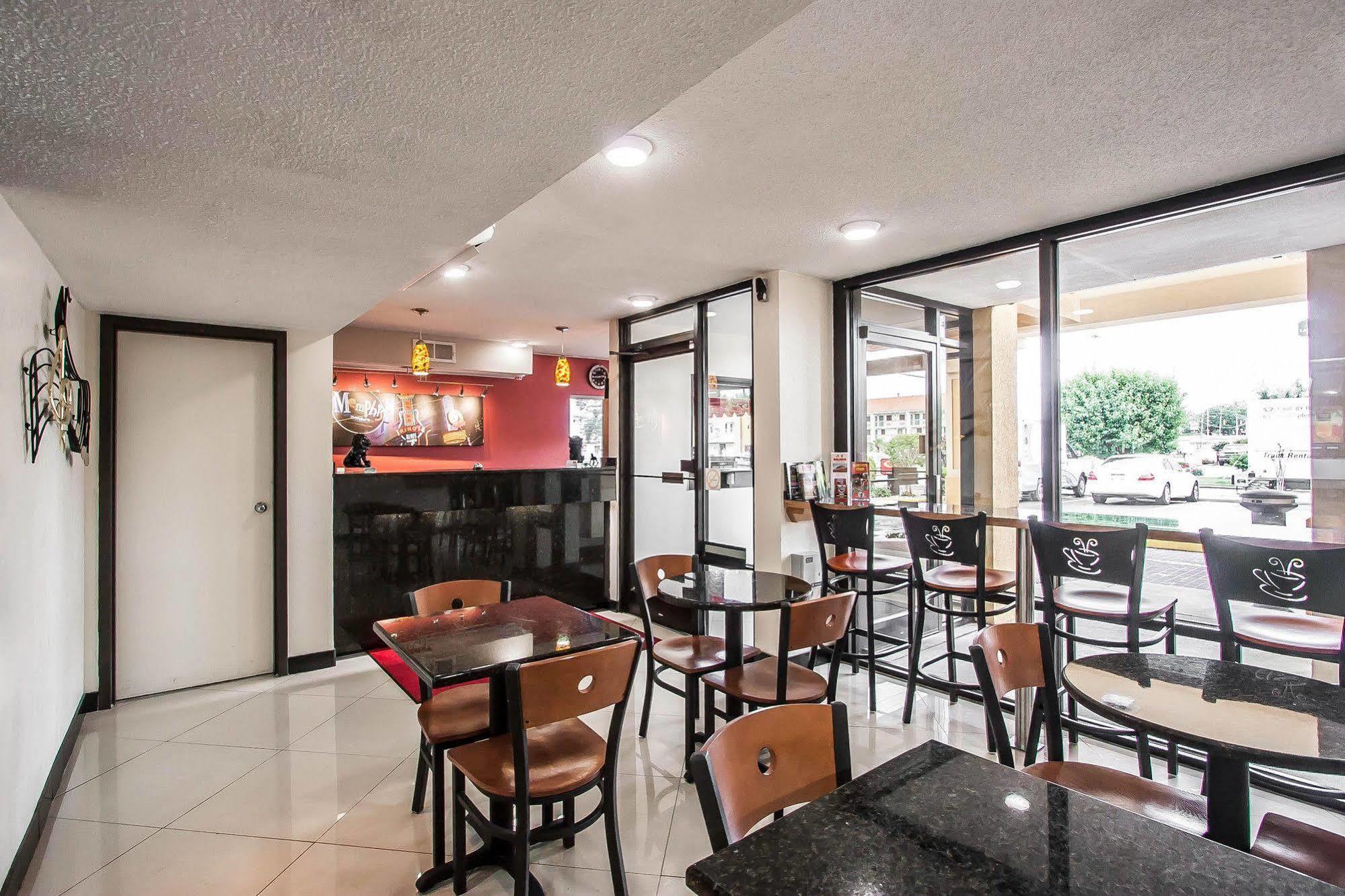 Econo Lodge Inn & Suites Memphis Eksteriør billede