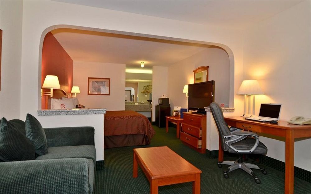 Econo Lodge Inn & Suites Memphis Eksteriør billede